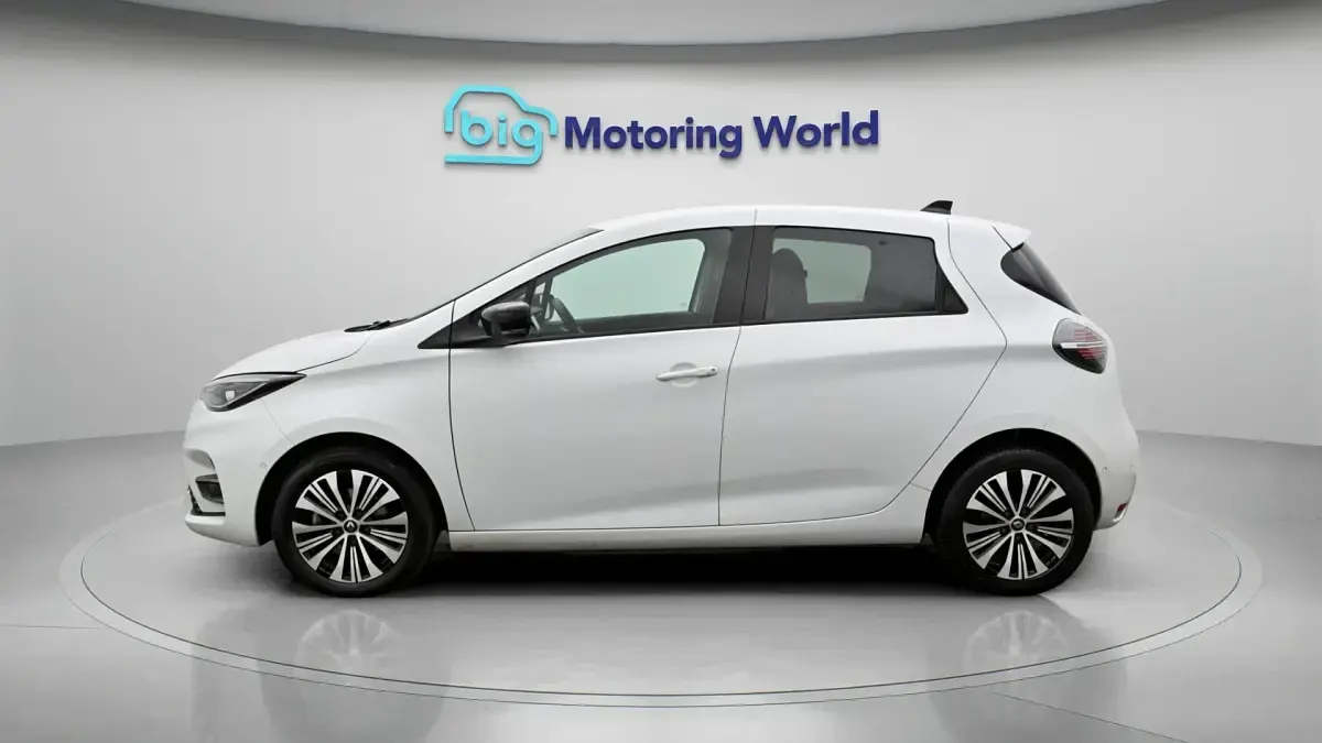 Used Renault Zoe Techno 98 kW (134 HP) 2023 Hatchback