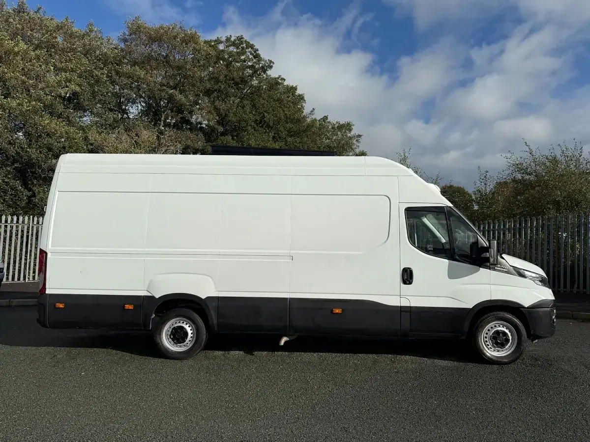 Used Iveco Daily 2019 White Van