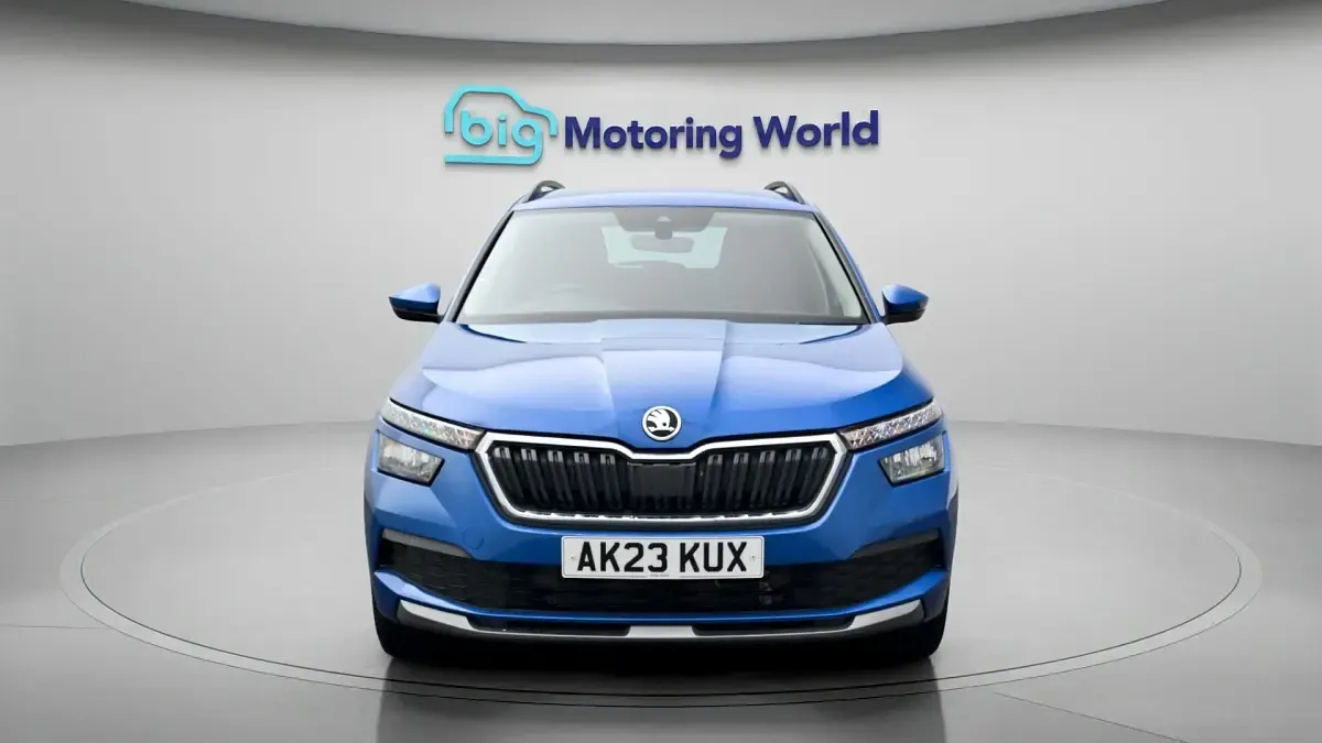 Used Skoda Kamiq SE Drive 110 HP (80 kW) 2023 Blue SUV