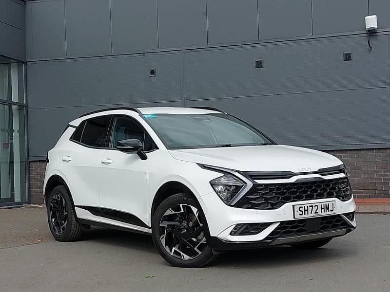 White Used 2022 Kia Sportage GT-Line SUV | £23,498 (A bit pricey) - Image 1/4