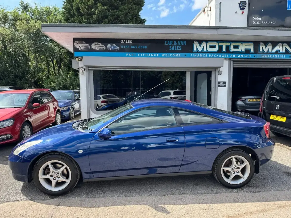 Used Toyota Celica 182 HP (133 kW) 2006 Blue Coupe