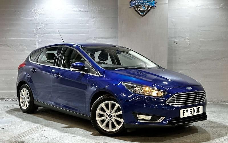 Used Ford Focus Titanium 120 HP (88 kW) 2017 Hatchback
