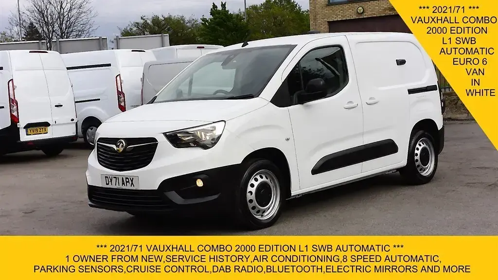 Used Vauxhall Combo Edition 130 HP (95 kW) 2021 White MPV