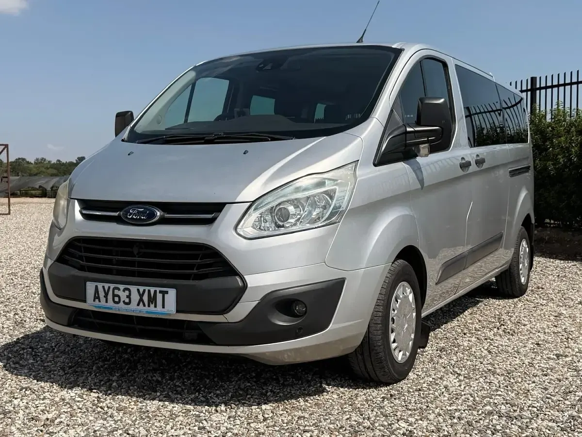 Used Ford Transit Custom 125 HP (91 kW) 2013 Silver Estate