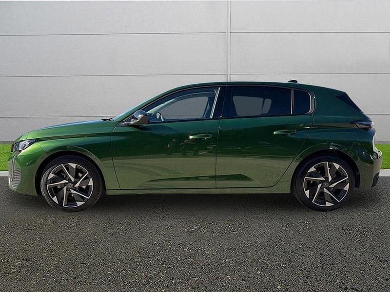 Used Peugeot 308 Allure Premium 130 HP (95 kW) 2023 Green Hatchback