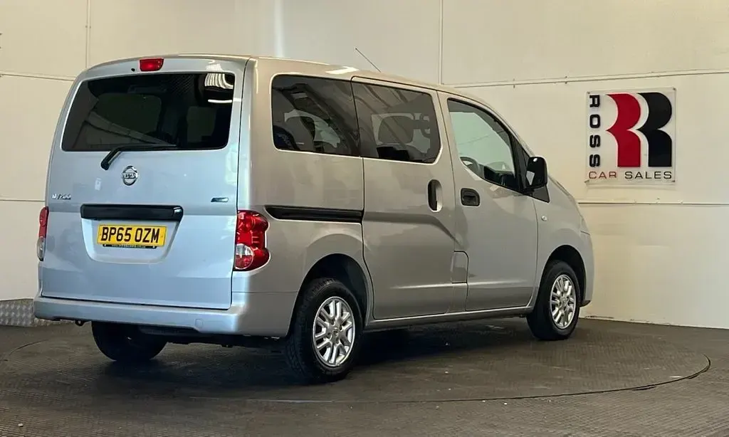Used Nissan NV200 Acenta 90 HP (66 kW) 2016 Silver MPV