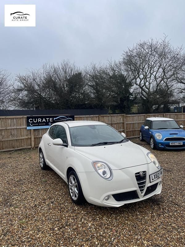 Used Alfa Romeo MiTo Turismo 95 HP (69 kW) 2010 White Hatchback