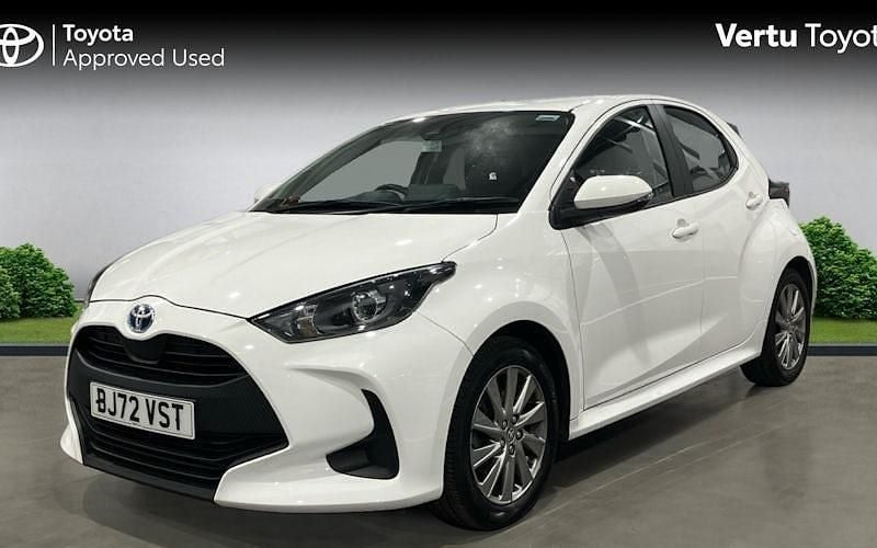 Used Toyota Yaris Hybrid 116 HP (85 kW) 2026 Hatchback