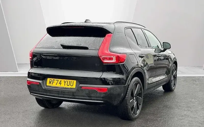 Used Volvo XC40 Ultra 197 HP (144 kW) 2025 SUV