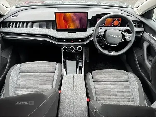 Used Skoda Superb SE Technology 150 HP (110 kW) 2025 Grey Estate