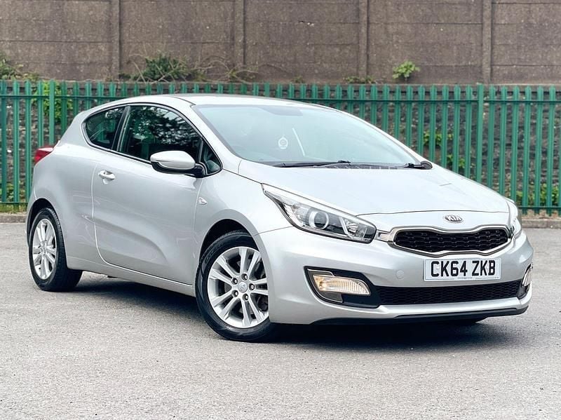 Silver Used 2014 Kia ProCeed 2 Hatchback | £5,695 (Good price) - Image 1/4
