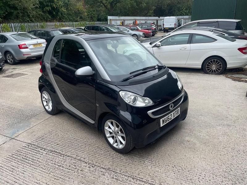 Black Used 2012 Smart ForTwo Coupé Passion Coupe | £2,995 (Fair price) - Image 1/4