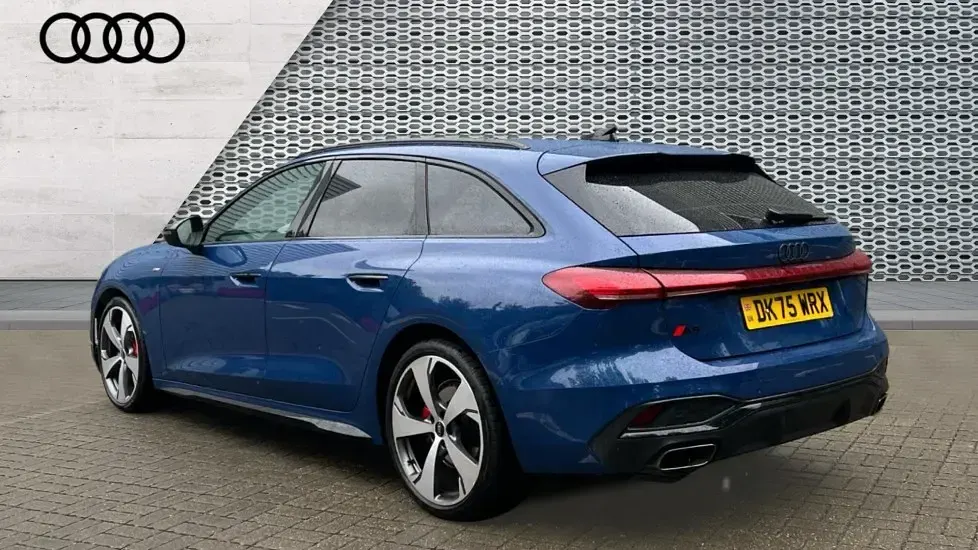 Used Audi A5 Sportback Advanced 204 HP (150 kW) 2025 Blue Hatchback