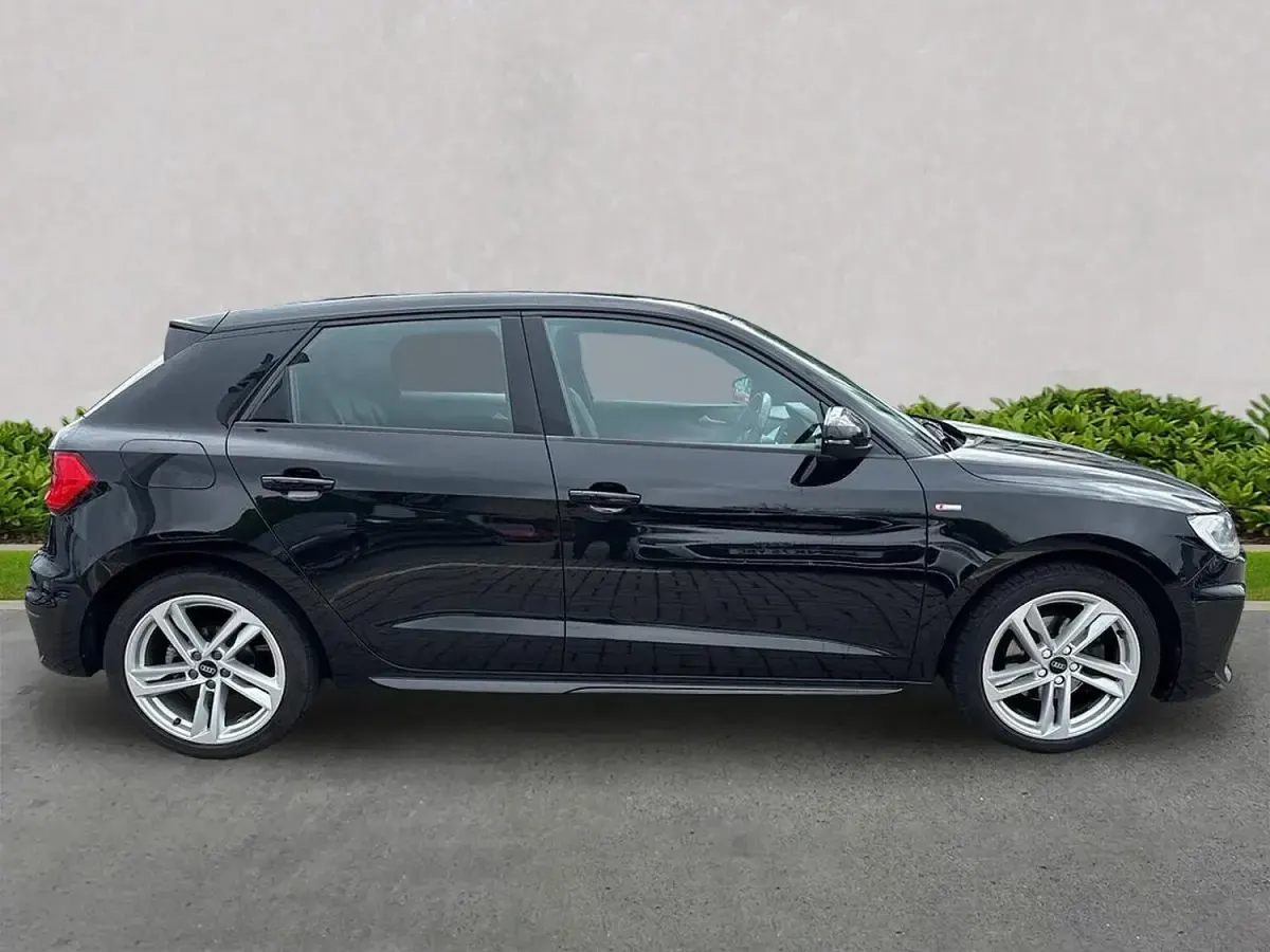 Used Audi A1 Sportback S-Line 110 HP (80 kW) 2022 Black Hatchback