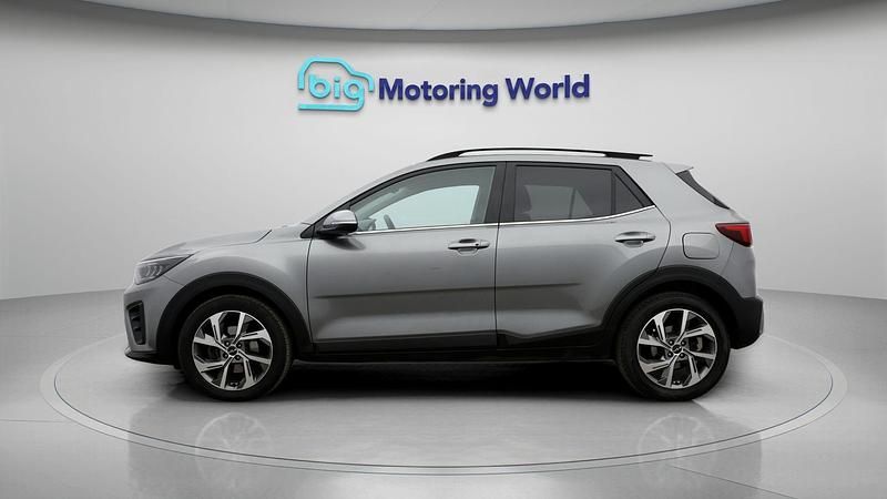 Used Kia Stonic GT-Line S 120 HP (88 kW) 2024 Grey SUV