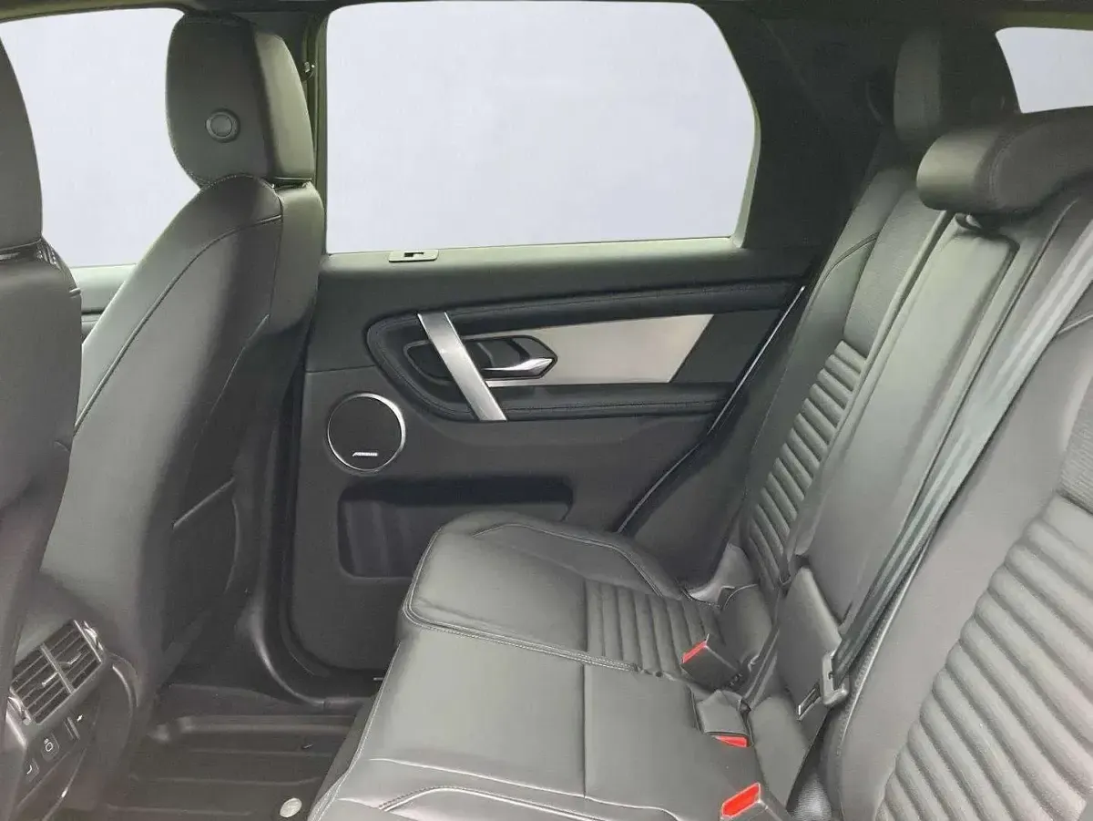 Used Land Rover Discovery Sport SE Dynamic 2026 Eiger grey SUV
