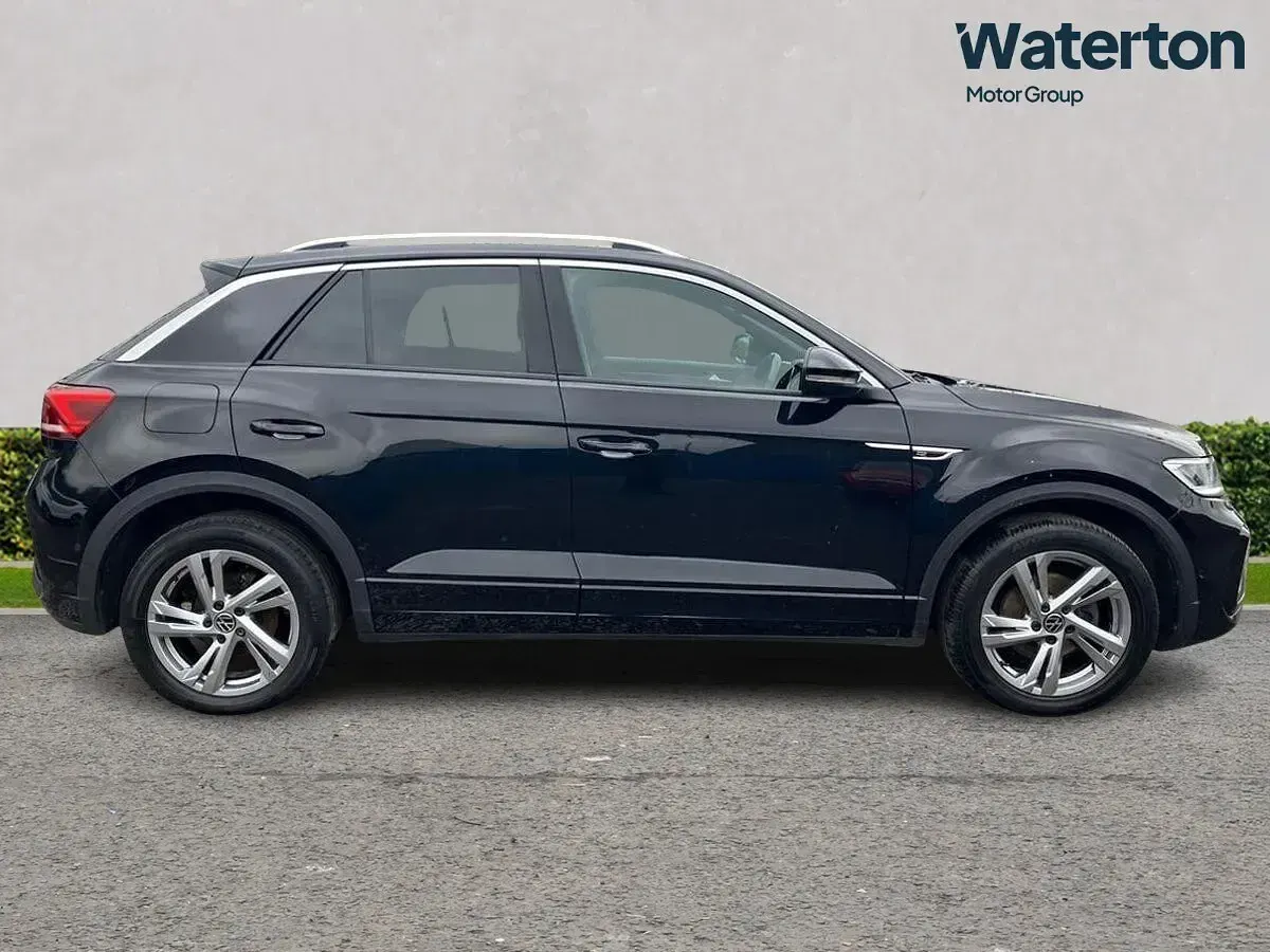 Used VW T-Roc R-line 150 HP (110 kW) 2022 Black SUV