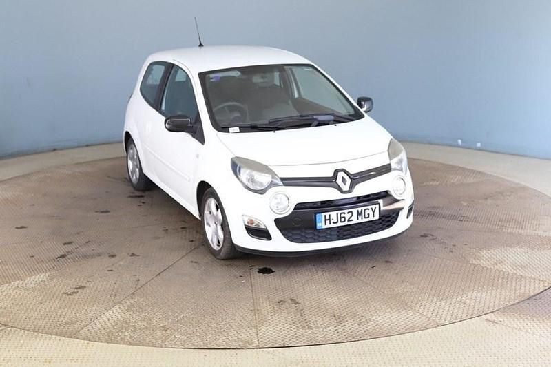 Used Renault Twingo Dynamique 2012 White Hatchback