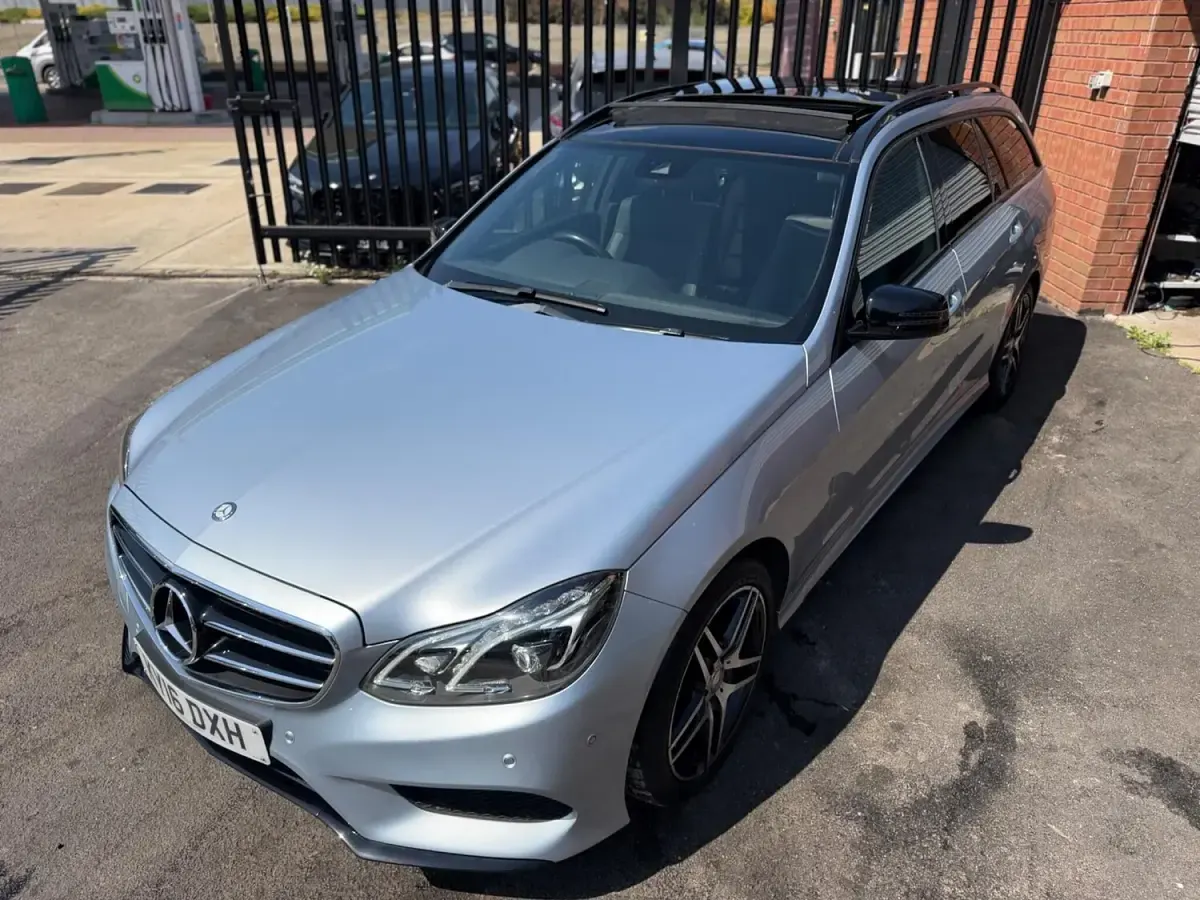Used Mercedes E220 Premium 174 HP (127 kW) 2016 Silver Estate