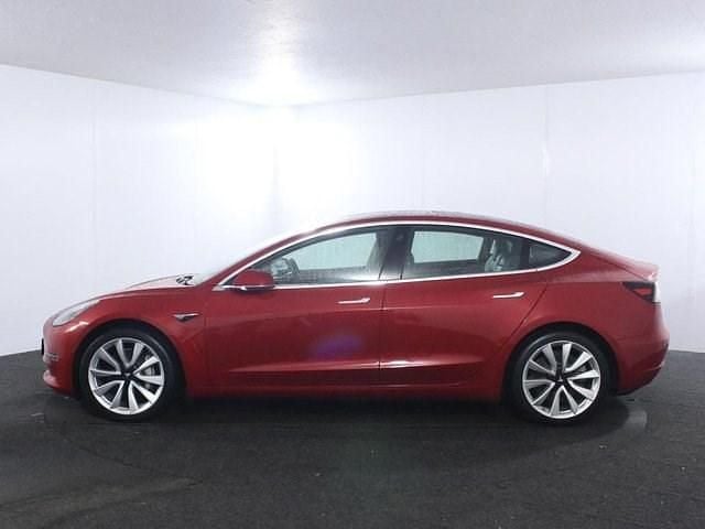 Used Tesla Model 3 Long Range AWD 254 kW (346 HP) 2019 Red Sedan