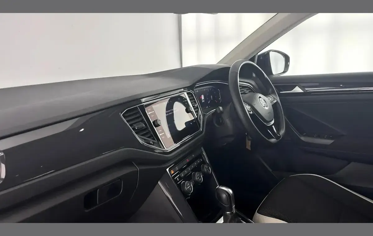 Used VW T-Roc SEL 150 HP (110 kW) 2019 Blue SUV