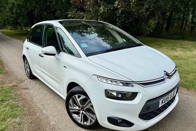 White Used 2015 Citroën C4 Picasso Exclusive MPV | £4,750 (Fair price) - Image 1/1
