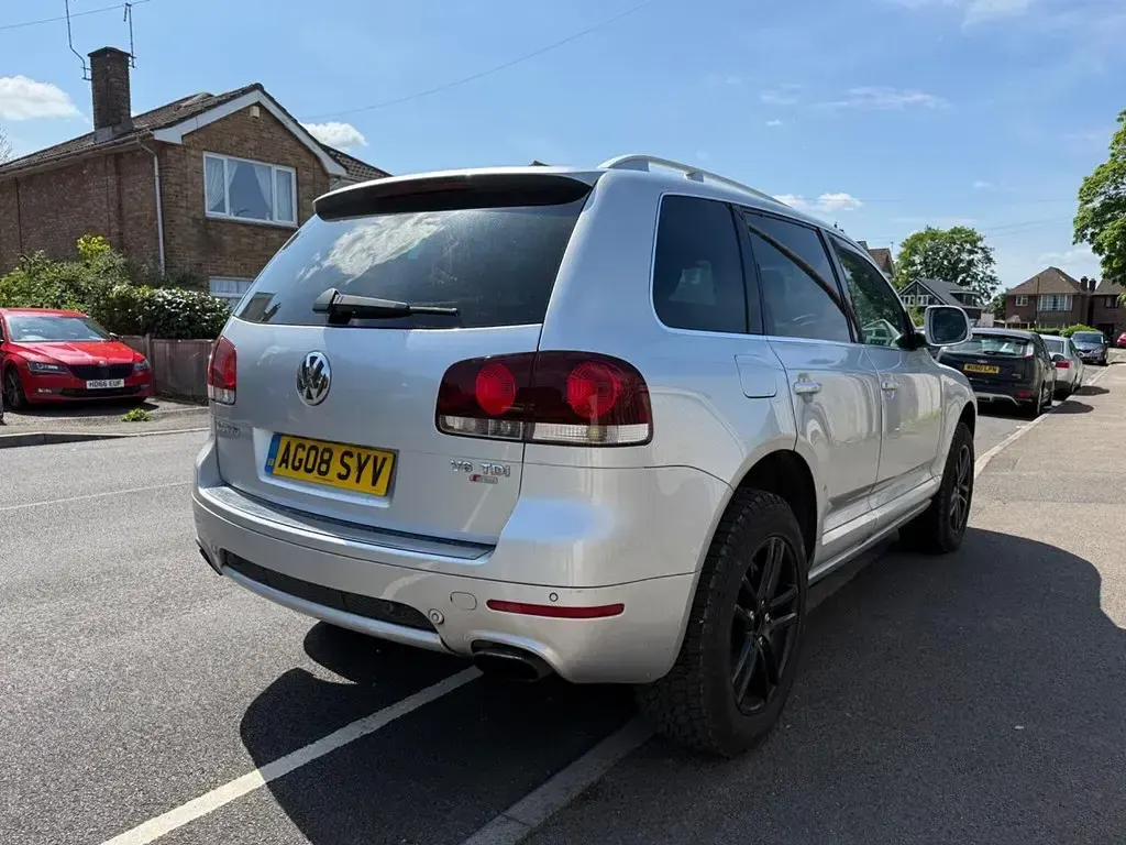 Usado VW Touareg 2008 Prateado SUV