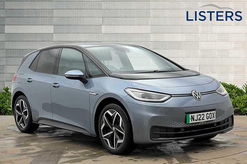Blue Used 2022 VW ID.3 Pro Performance Hatchback | £16,490 (A bit pricey) - Image 1/4