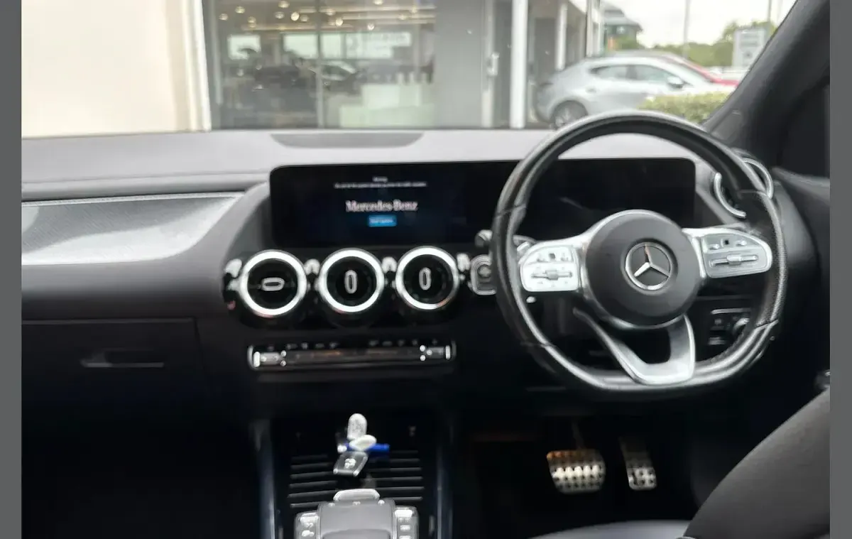 Used Mercedes GLA250 Exclusive 214 HP (157 kW) 2021 Grey SUV