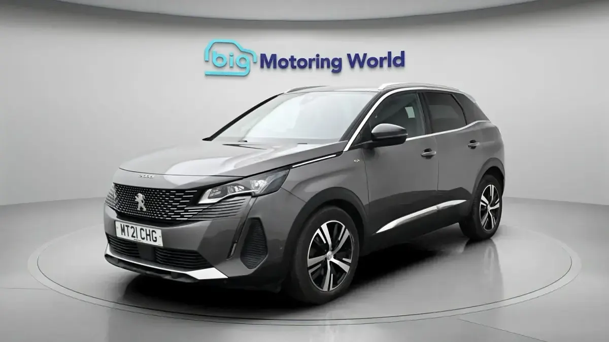 Used Peugeot 3008 GT 130 HP (95 kW) 2021 Grey SUV