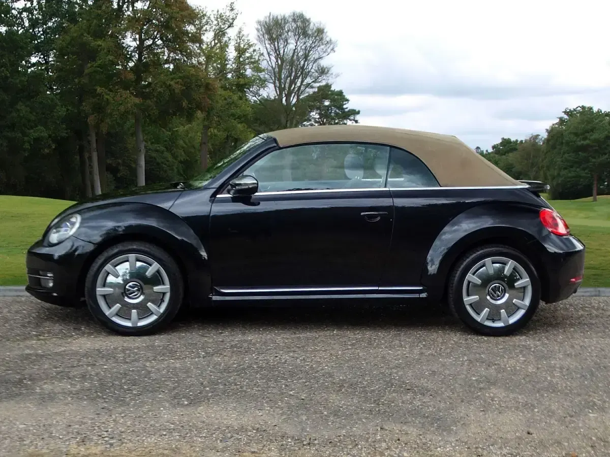 Używany VW Beetle Design 150 KM (110 kW) 2015 Czarny Hatchback