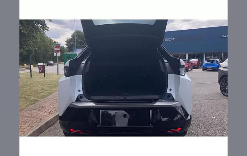 New Peugeot e-3008 GTi 154 kW (210 HP) 2025 Other SUV