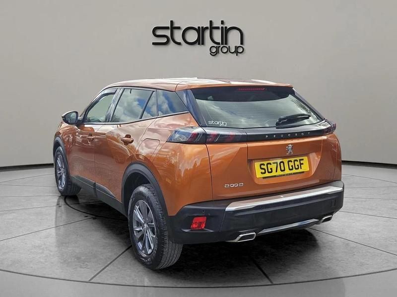 Used Peugeot 2008 Active 129 HP (94 kW) 2020 Orange SUV
