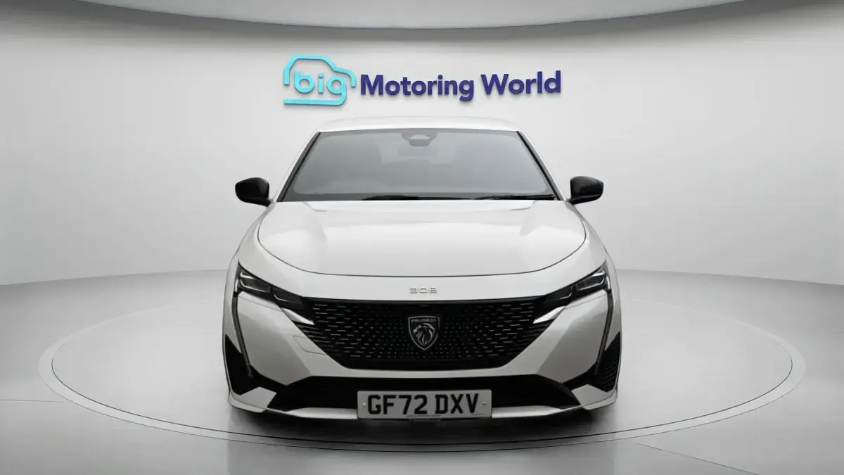 Usado Peugeot 308 GT 129 HP (94 kW) 2022 Branco Citadino
