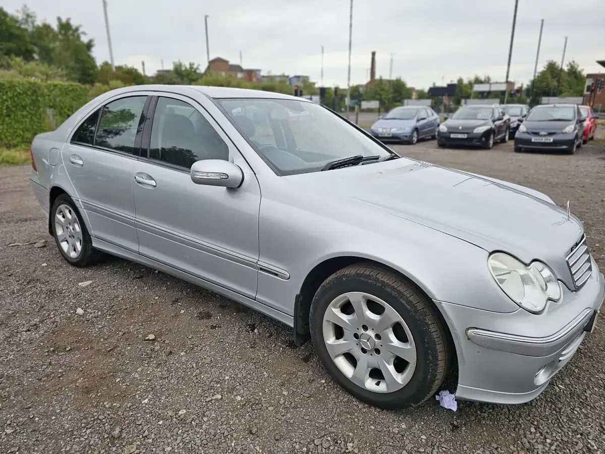 Used Mercedes C180 Elegance 2005 Silver Sedan