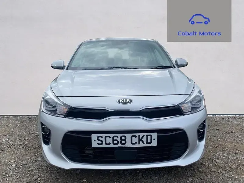 Used Kia Rio 83 HP (61 kW) 2019 Silver Hatchback