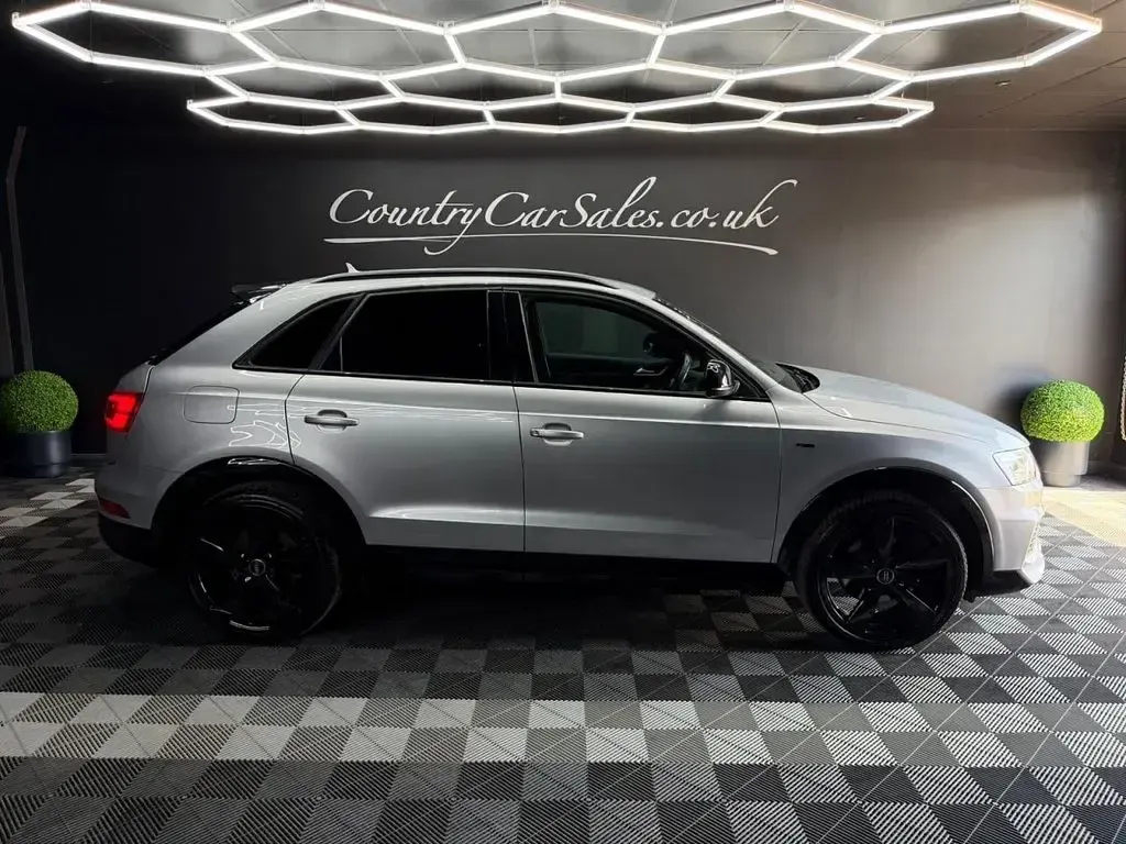 Used Audi Q3 Black Edition 150 HP (110 kW) 2018 Silver SUV