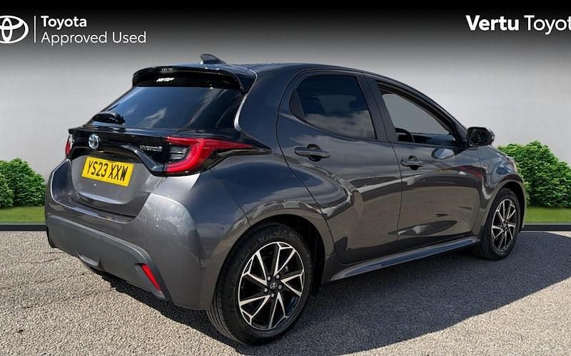 Used Toyota Yaris Hybrid Design 116 HP (85 kW) 2026 Hatchback