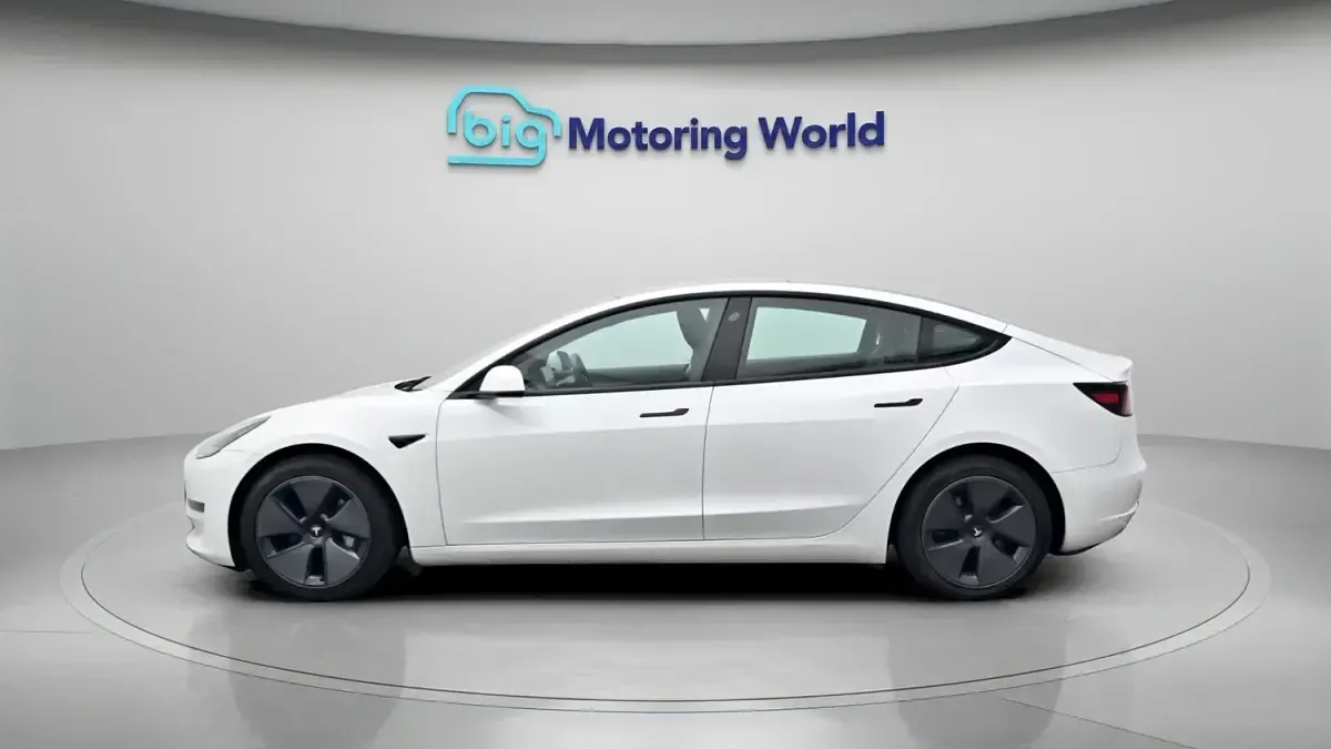 Used Tesla Model 3 Long Range AWD 366 kW (498 HP) 2021 White Sedan