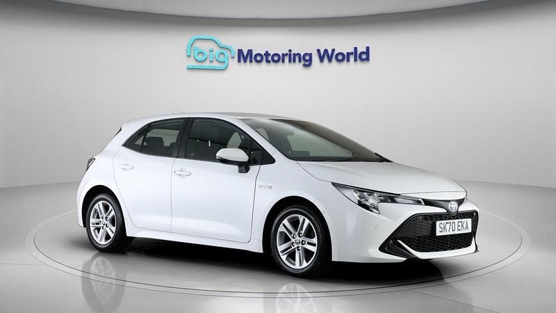White Used 2020 Toyota Corolla Hatchback | £13,700 - Image 1/4