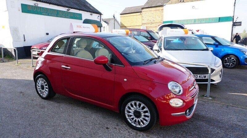 Red Used 2017 Fiat 500 Lounge Hatchback | £7,000 (Fair price) - Image 1/4