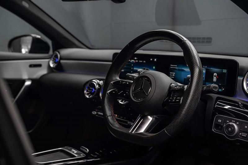 Used Mercedes A180 Executive 136 HP (100 kW) 2023 Black Hatchback