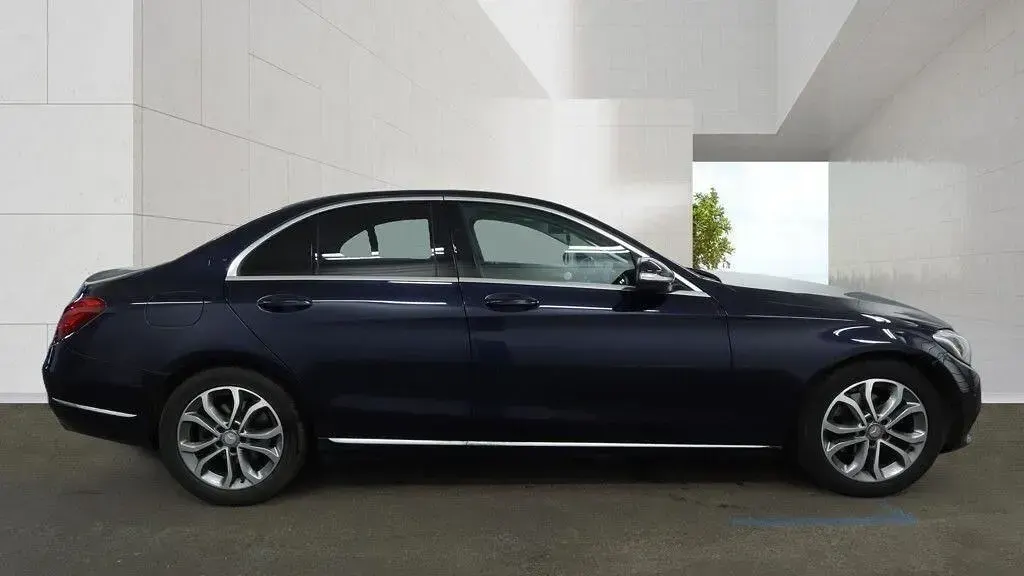 Usado Mercedes C200 2015 Azul Sedan