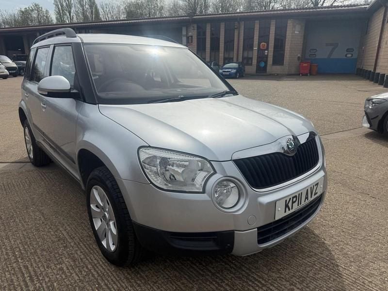 Used Skoda Yeti 105 HP (77 kW) 2011 Silver SUV