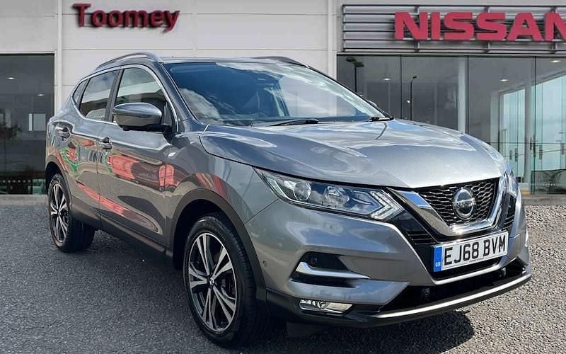 Grey Used 2018 Nissan Qashqai N-Connecta SUV | £11,995 (Fair price) - Image 1/4