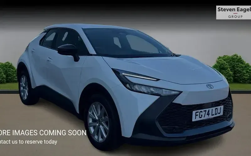 Used Toyota C-HR 140 HP (102 kW) 2026 SUV