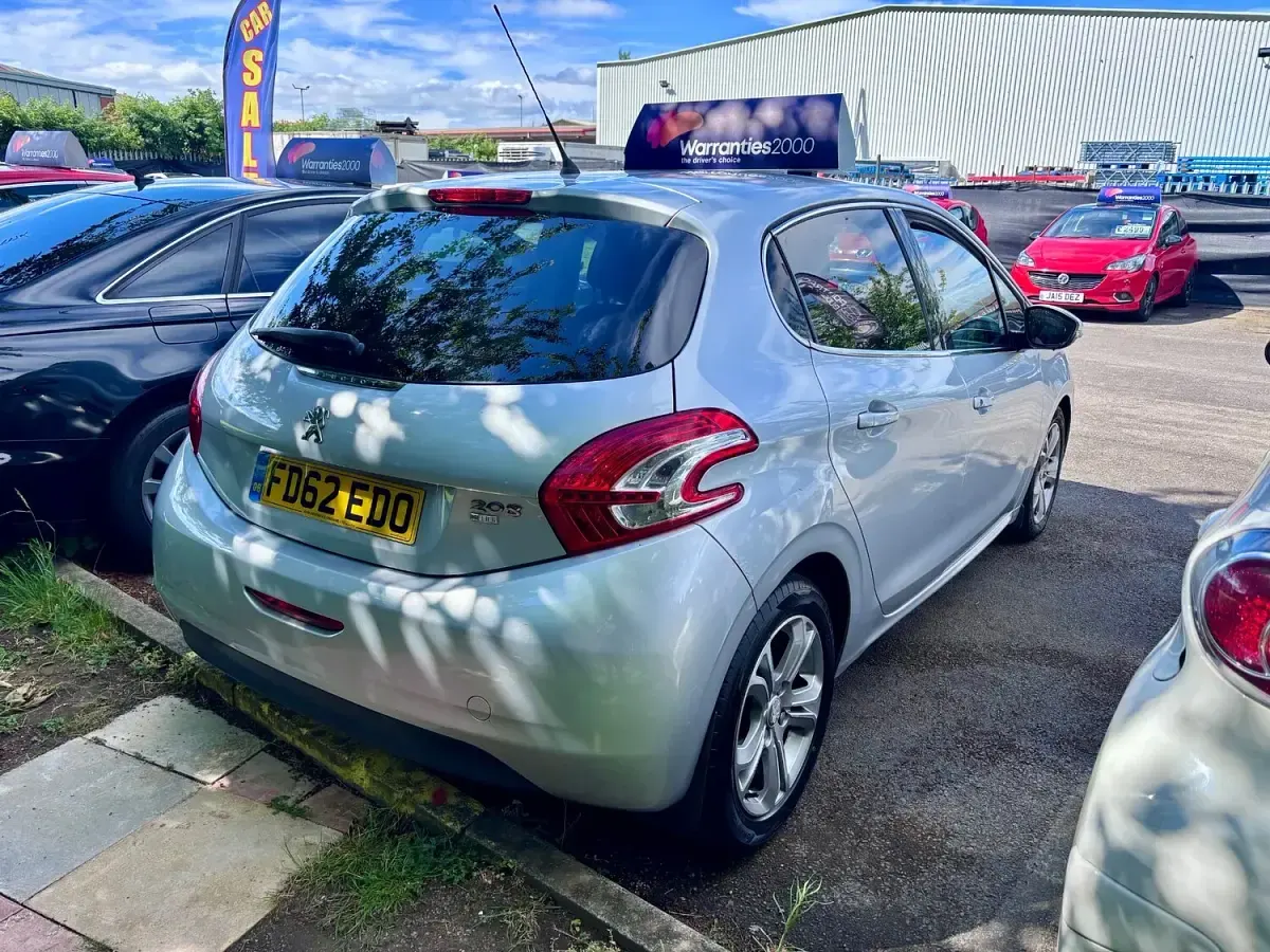 Used Peugeot 208 Allure 2013 Silver Hatchback