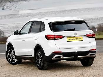 New MG ZS SE 115 HP (84 kW) 2026 Solid  arctic white SUV