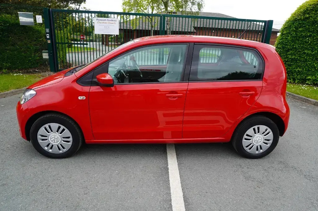 Used VW up! move up! 2015 Red Hatchback
