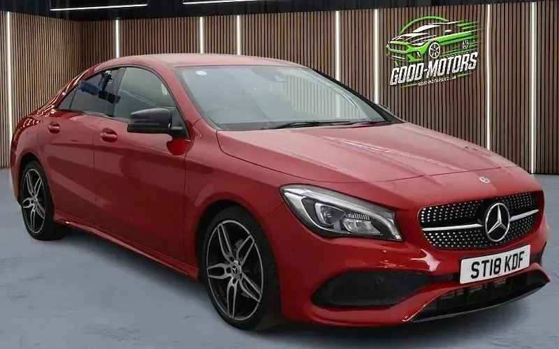 Usado Mercedes CLA200 AMG line 136 HP (100 kW) 2017 Sedan